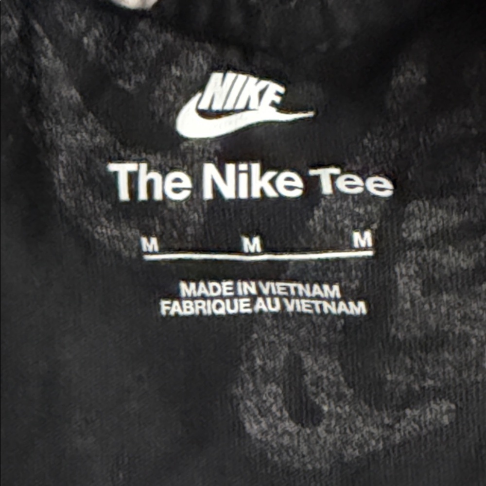Nike Boy Graphic Long Sleeve Size M - Picture 3 of 4